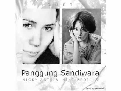 Download Lagu Nike Ardilla Panggung Sandiwara